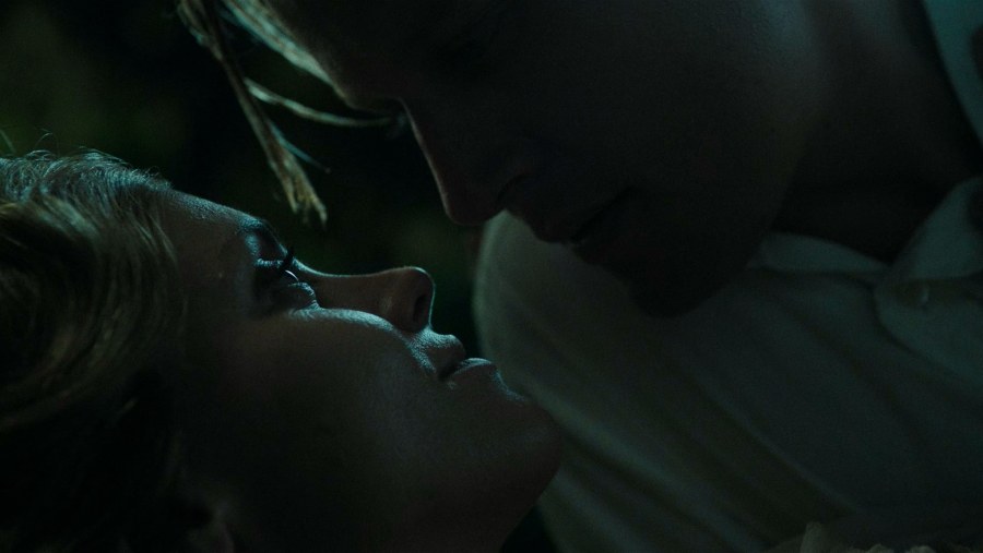 Логотип швейной мастерской