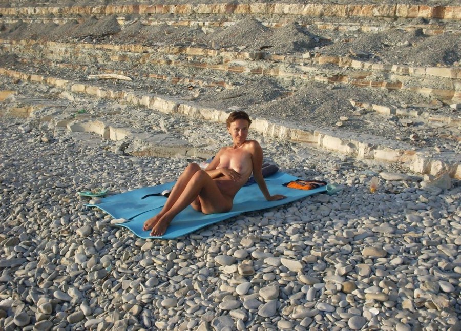 Подглядывание на нудиском пляже