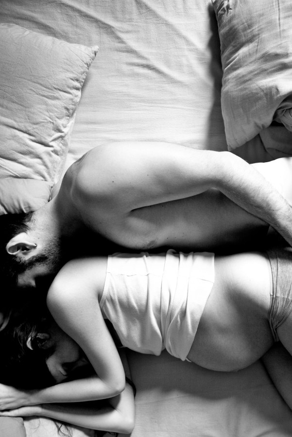 Страстный поцелуй