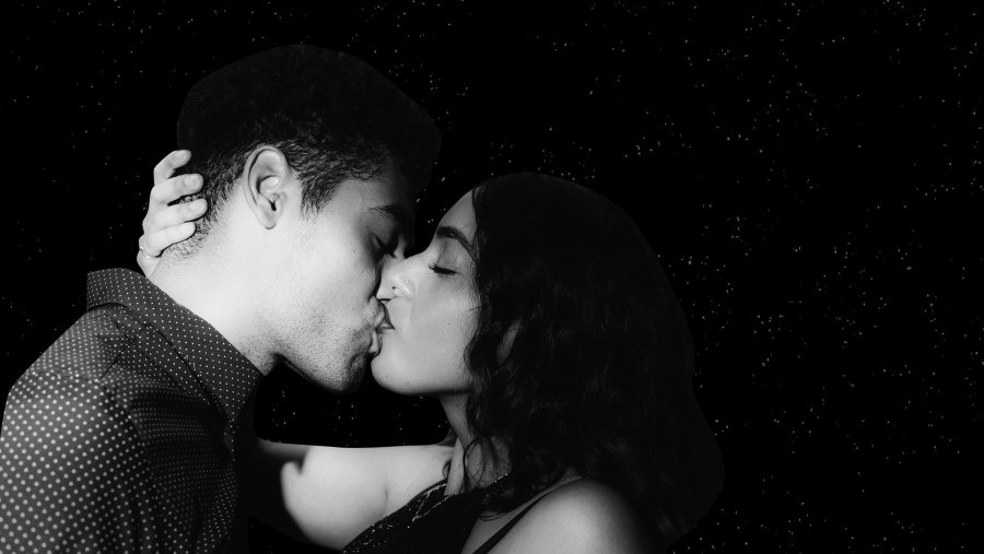 Поцелуй в животик