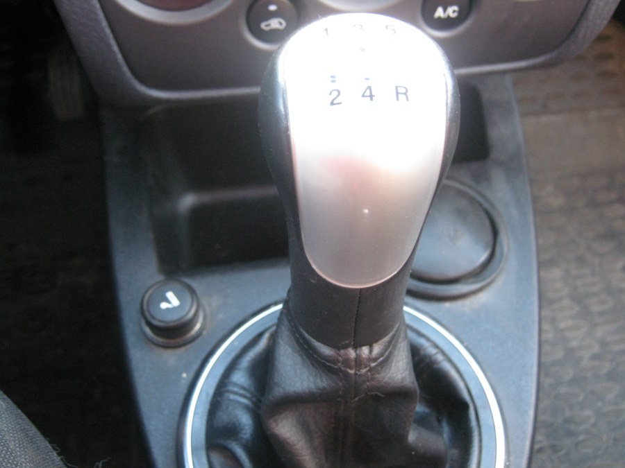 Мастурбация девушек в машине