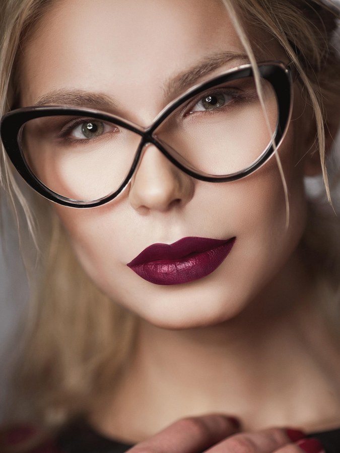 Оливия Манн в белье