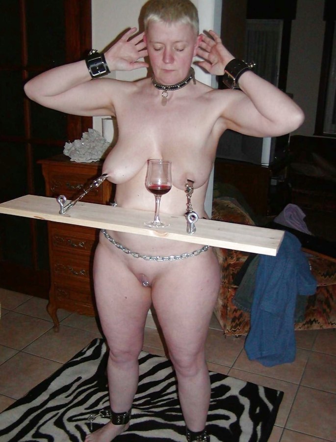 Бдсм голые женщины в возрасте