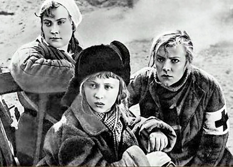 Янина Жеймо в фильме два друга