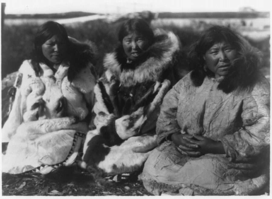 Эскимосские девушки