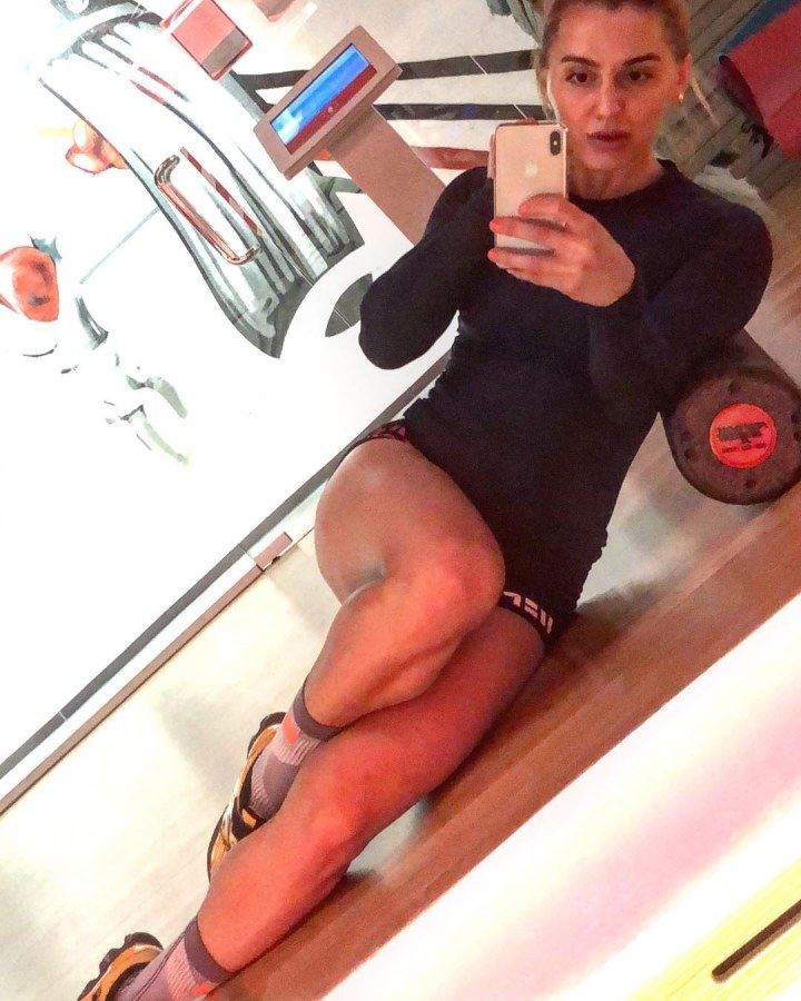 Александра Албу бикини