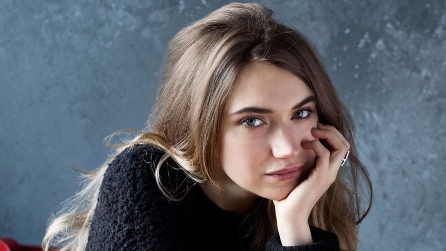 Imogen Poots Frank Lola
