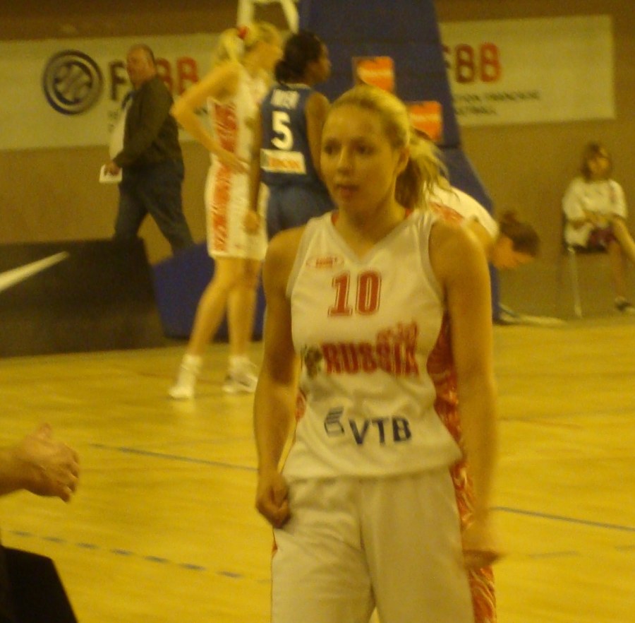 Илона Коринец слив