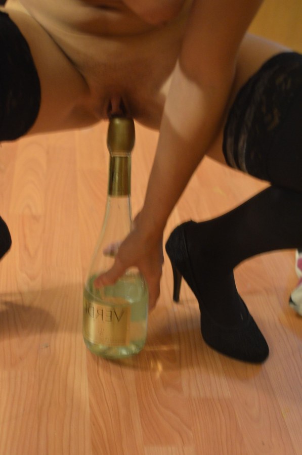 Naughty Alysha (непослушная Алиша)