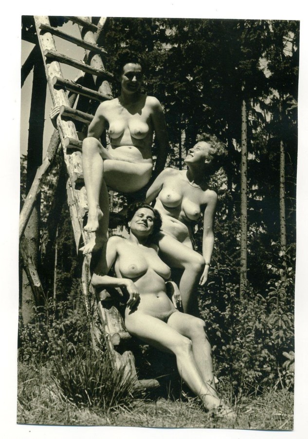 Серии снимков «ню» Александра Гринберга, 1920