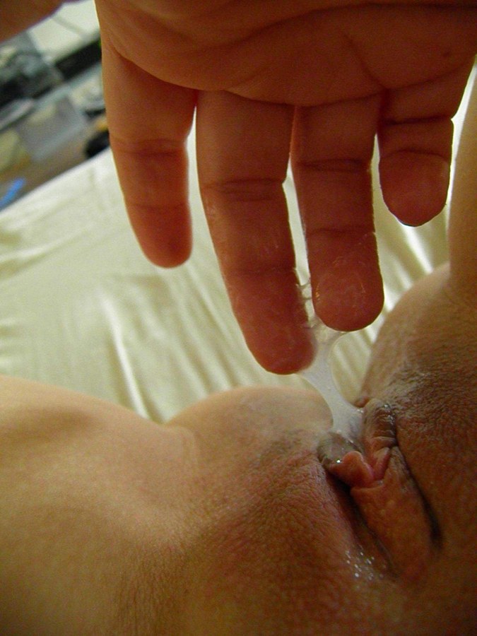 Красивые мокрые киски студенток