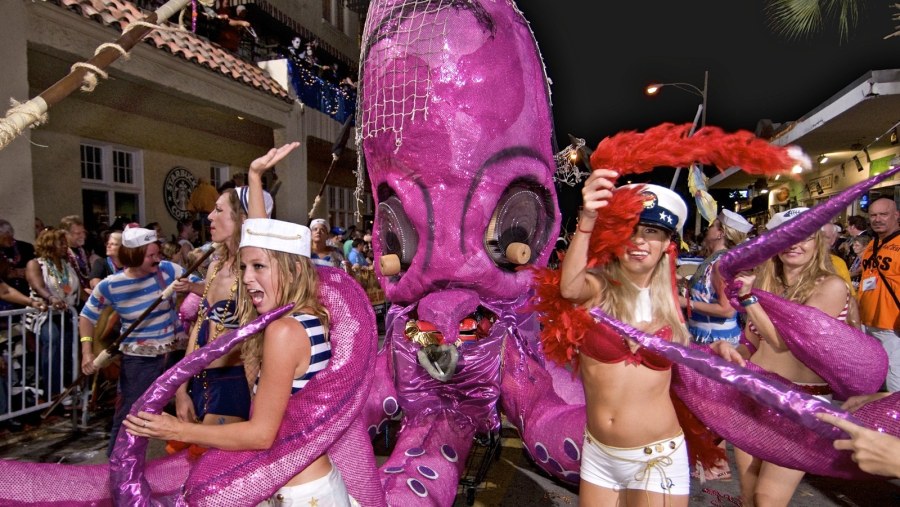 ЛГБТ парад девушки