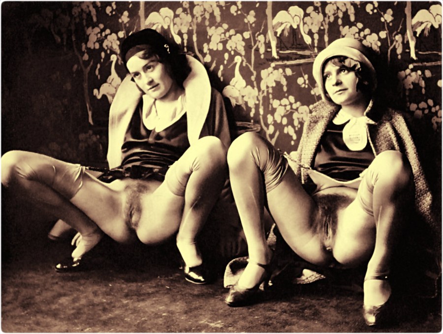 Голые волосатые женщины ретро