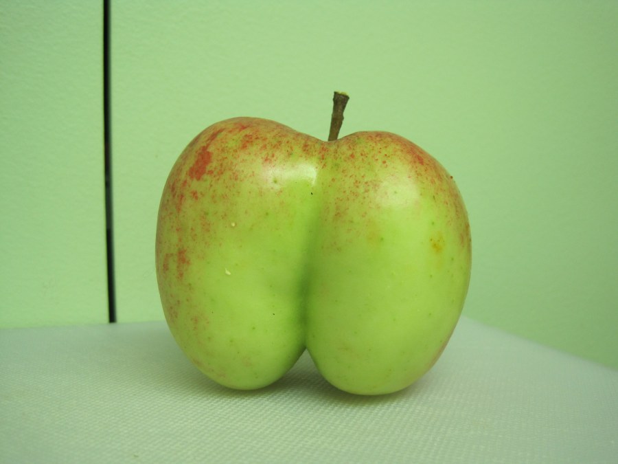 Форма попы яблоко