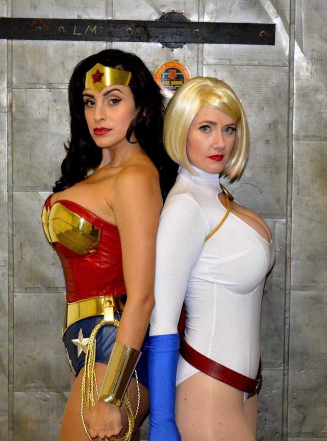 Чудо женщина косплей 18