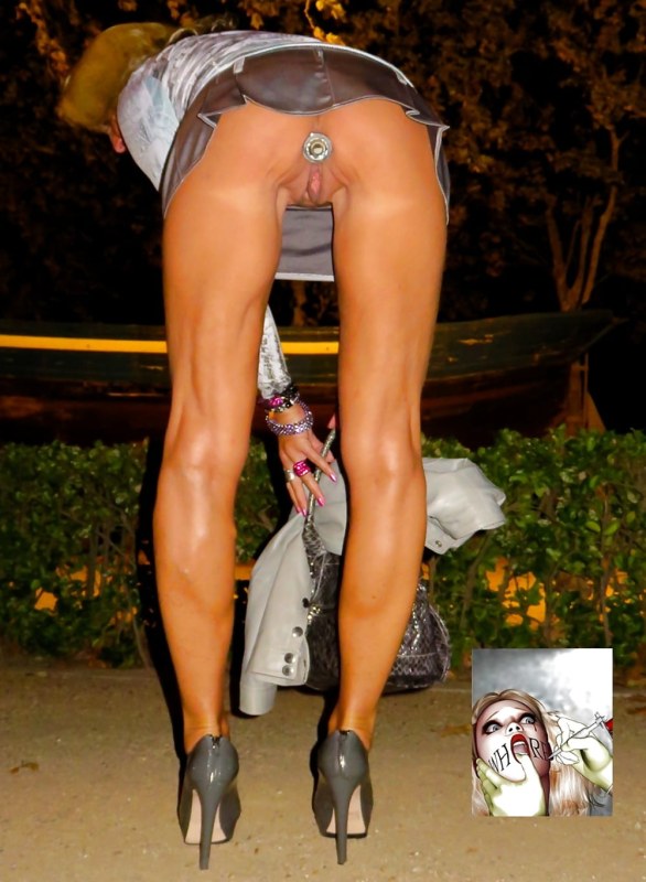 Прогулка с анальной пробкой