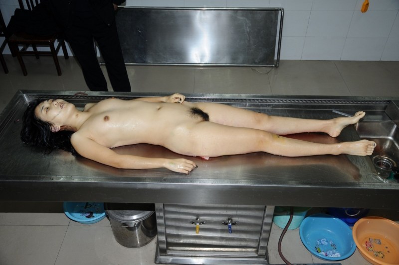 Real naked Morgue girlnaked Morgue Blood морг