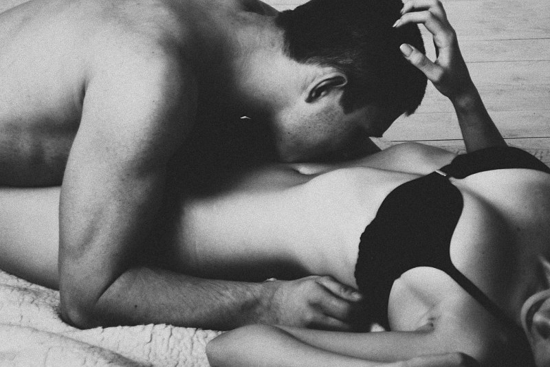 Поцелуи тела